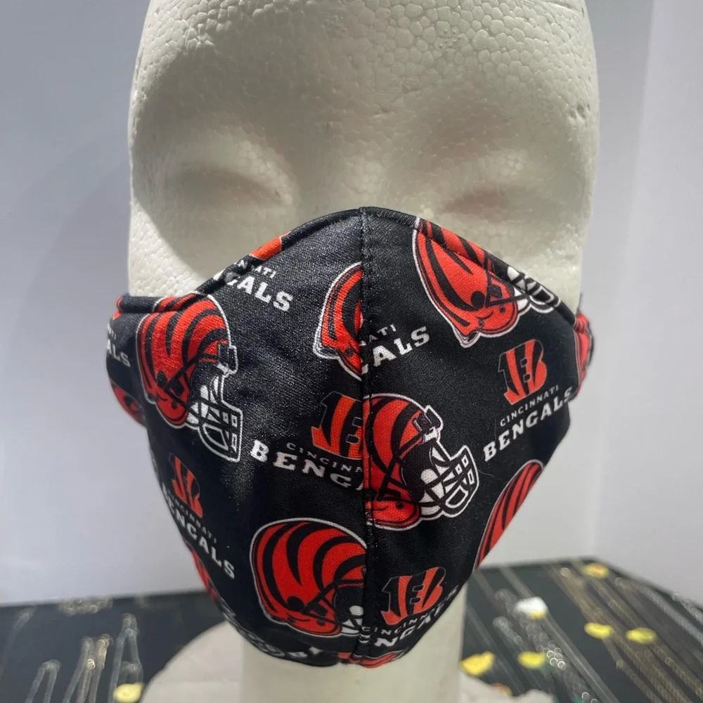 Cincinnati Bengals NFL Team Color Face Mask Logo ~ Adjustable ear stretch laces